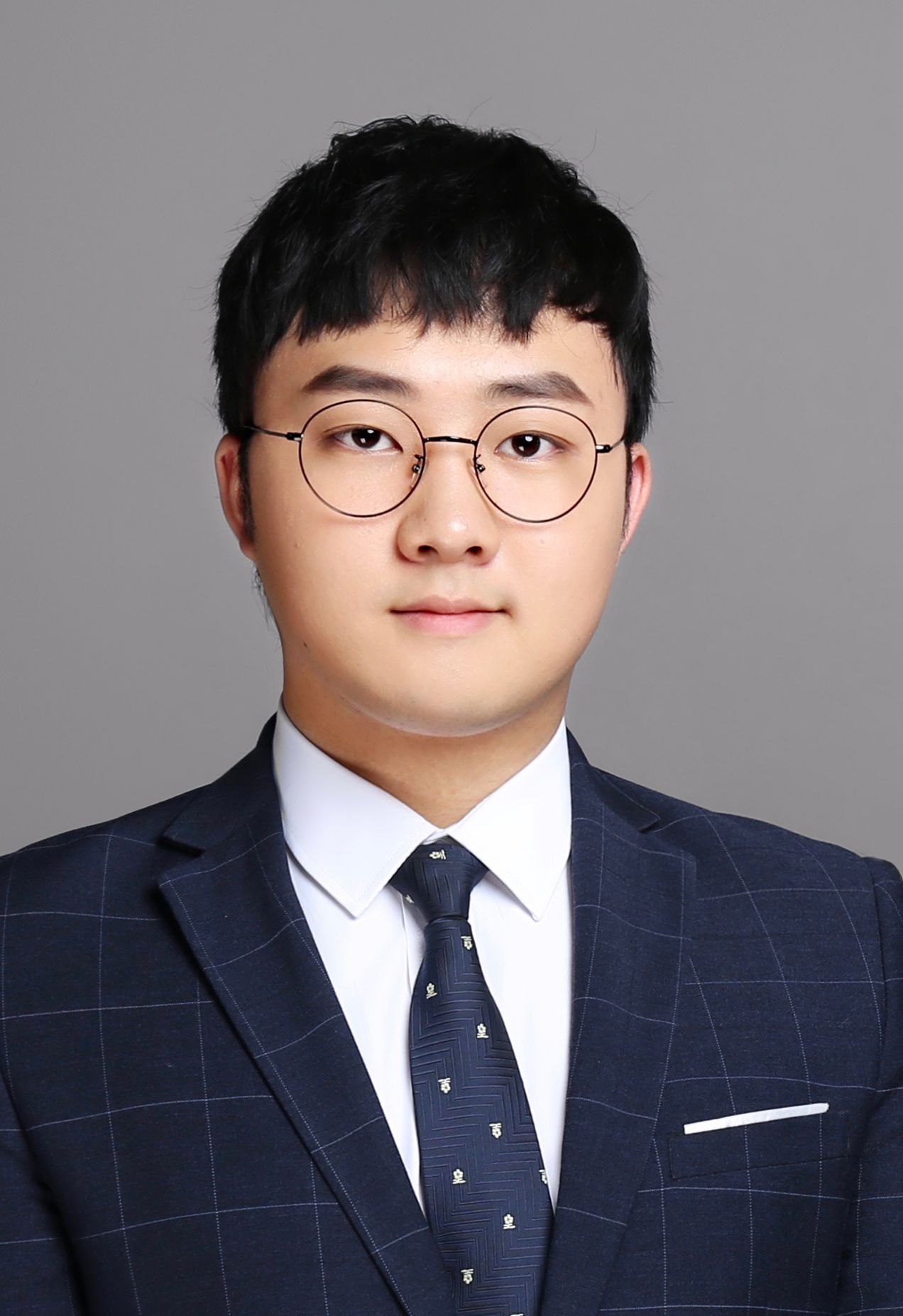 Jiaye Huang